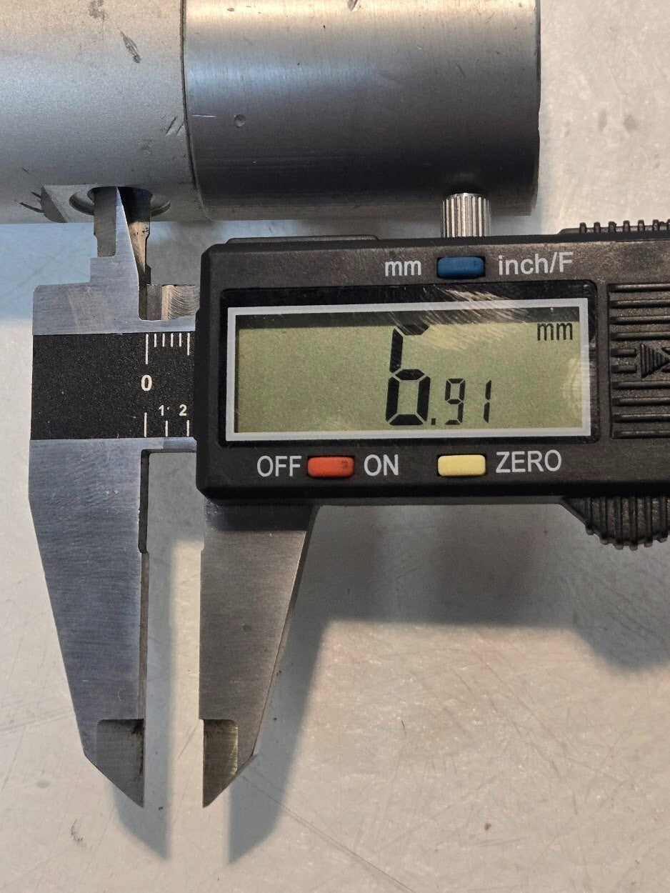 SMC US16377 Pneumatic Cylinder | Maximum Pressure 145 PSI 1.00 MPa | 7" x 1.5"