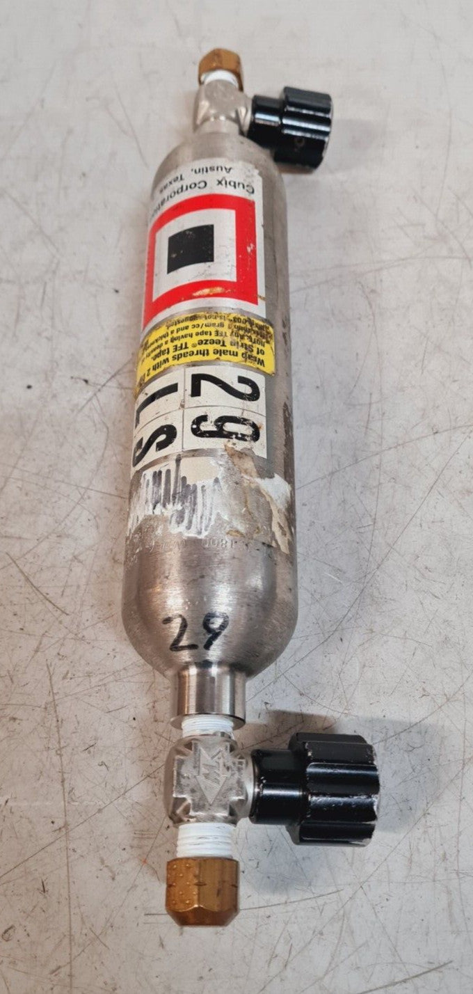 Whitey Sampling Cylinder 304L-HDF4-300CC | SS-14DKM4