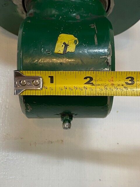 Hydraulic Cylinder 29-1/2" Length 6" OD 38 mm Bore