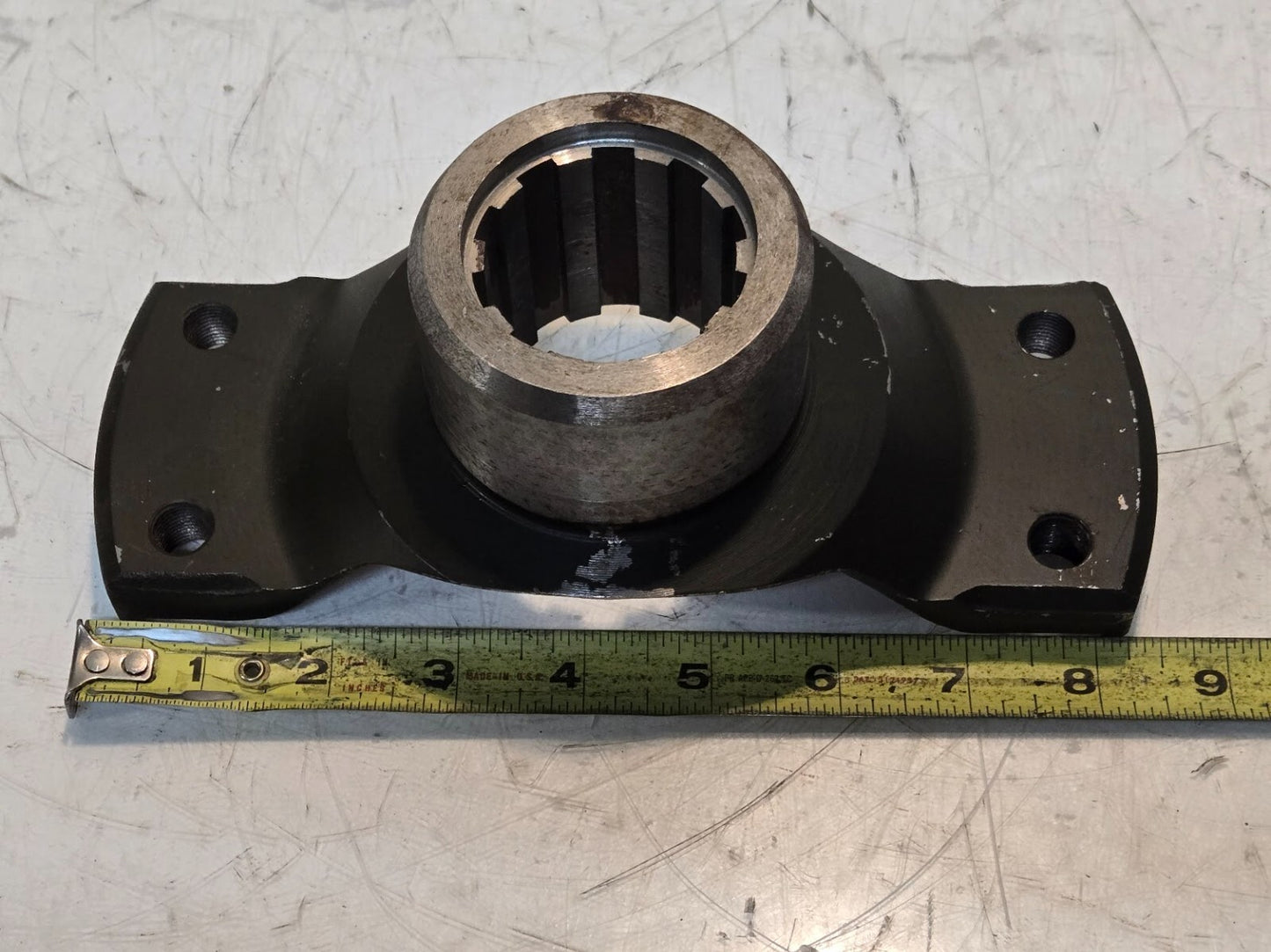 Half Round End Yoke for Eaton 72NYS312 | 10 Spline | 4 Bolt Mount | 74.4 mm Hub