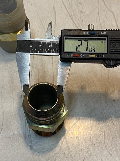 4 Qty of Hydraulic Triple-Lok Flare Adapters 2-3/8" L 41mm Thread 27mm ID -4 Qty