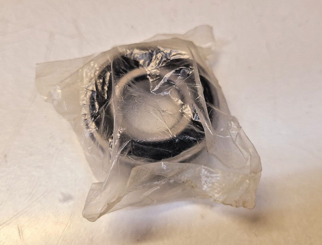 7 Quantity of IDC Select Special Bore Bearing 6204 2RS (7 Qty)