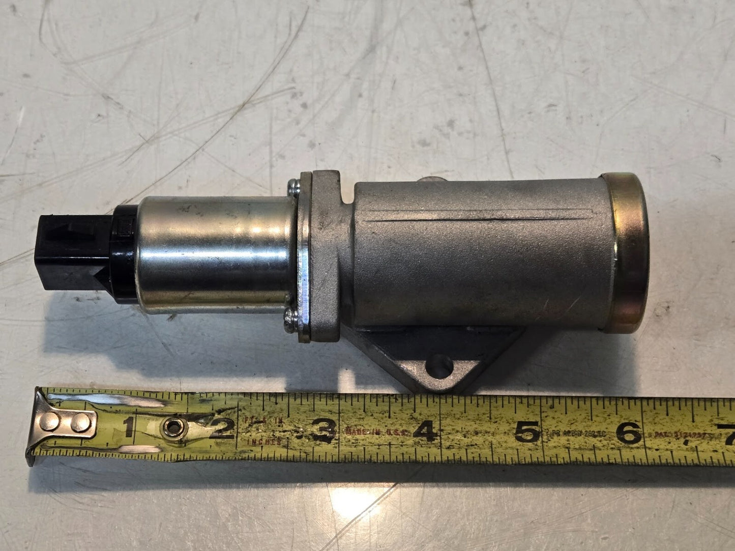AESP 209-5G-LA 7J13 Idle Air Control Valve | 6901 | YI-33 | 6 in Long 36 mm Body