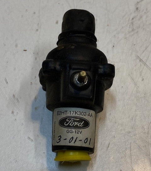 NOS Ford Eaton Adapter E2HT-17K302-AA | 12V | GG-12V