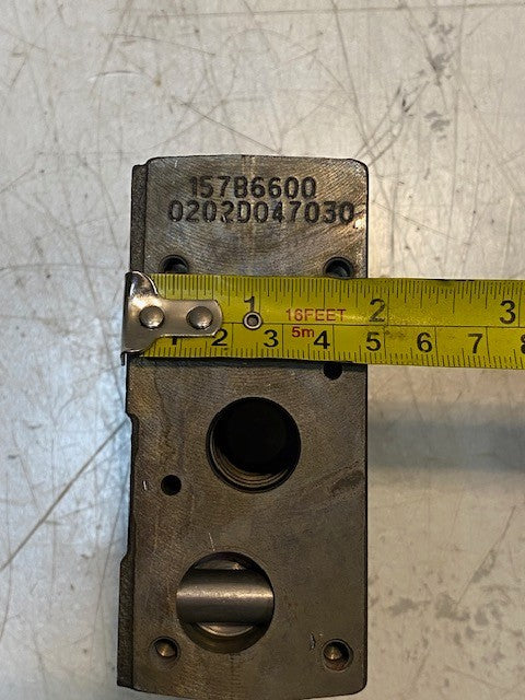 Sauer-Danfoss Basic Module Valve Block 157B6600 | 0202D047030