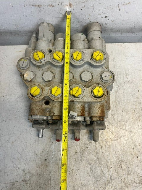 Welroe Multi-Spool Directional Hydraulic Control Valve 6592488| 25F4L| 05007832