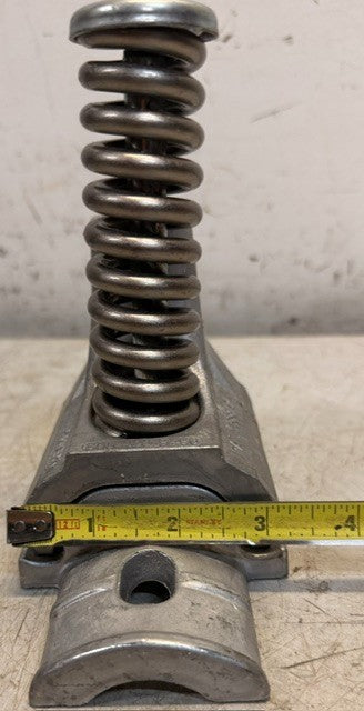 BannerSaver Street Pole Spring-Loaded Bracket 800-426-9496 Outdoor Fixture