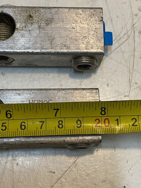 2 Quantity of HOMAC ABW 6350 12-350MCM Set Screw Pedestal Connectors (2 Qty)