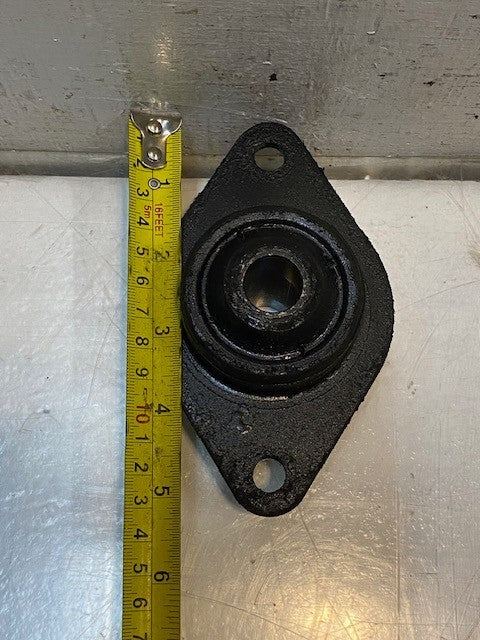 5 Quantity of Engine Motor Mounts 17mm Bore 5-1/4" L 3-1/4" W (5 Quantity)