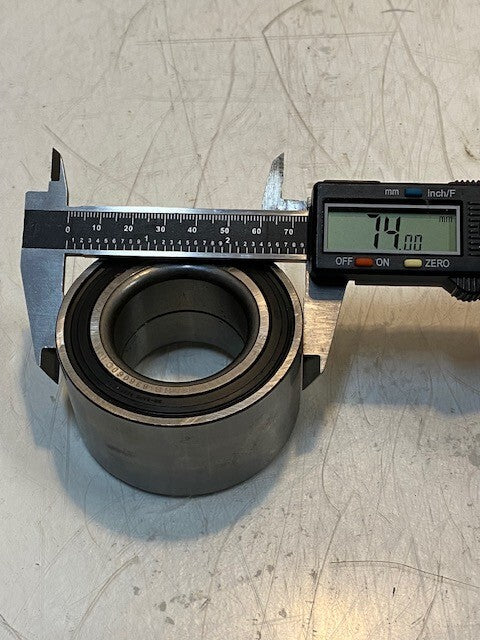 SKF BAHB-636060C Double Row Ball Bearing 74mm OD 40mm Bore 40mm Thick M07K17