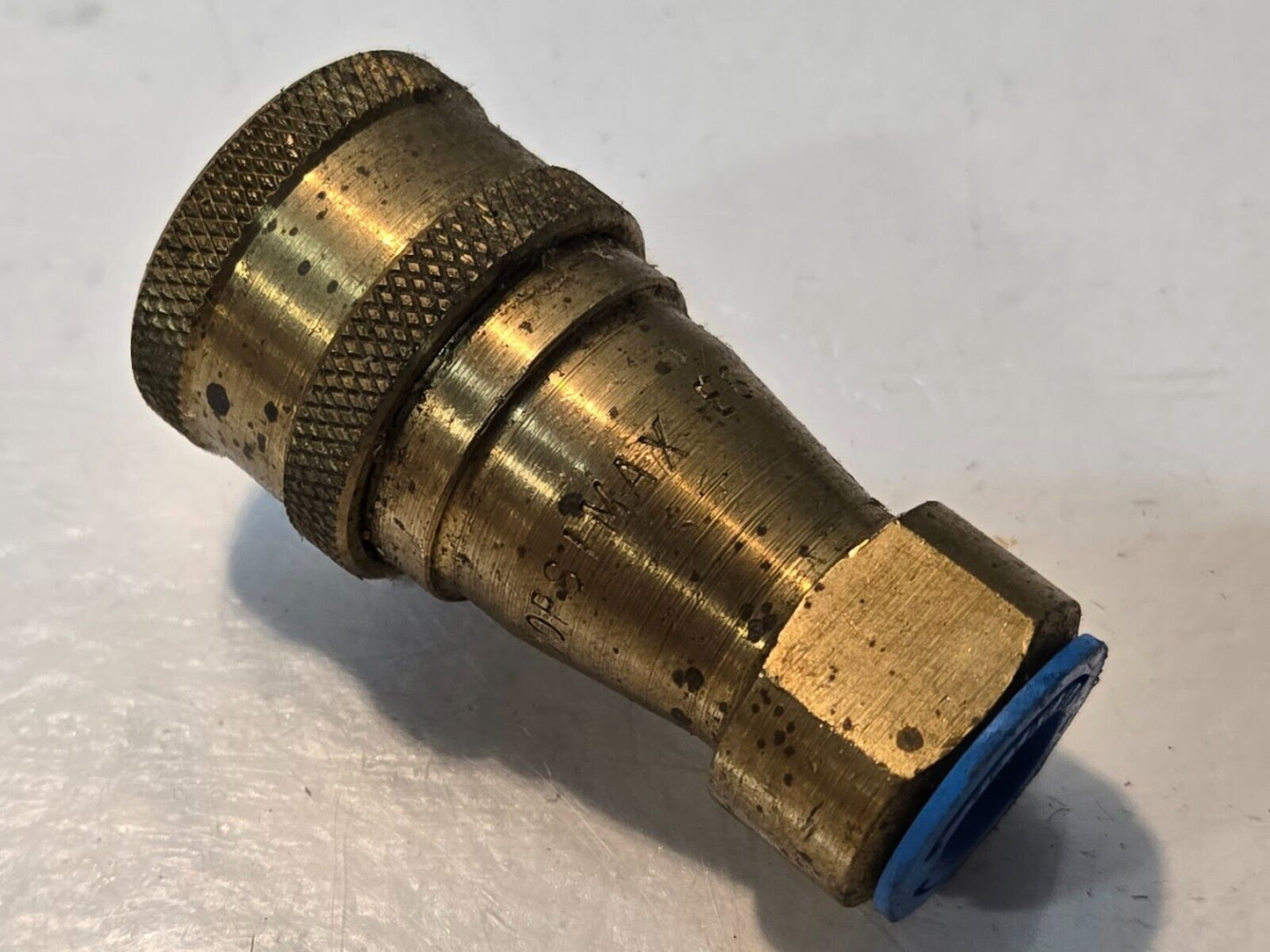 4 Quantity of Safeway BS105-2 3/8" Quick Connect Couplings 1/4" NPT (4 Quantity)