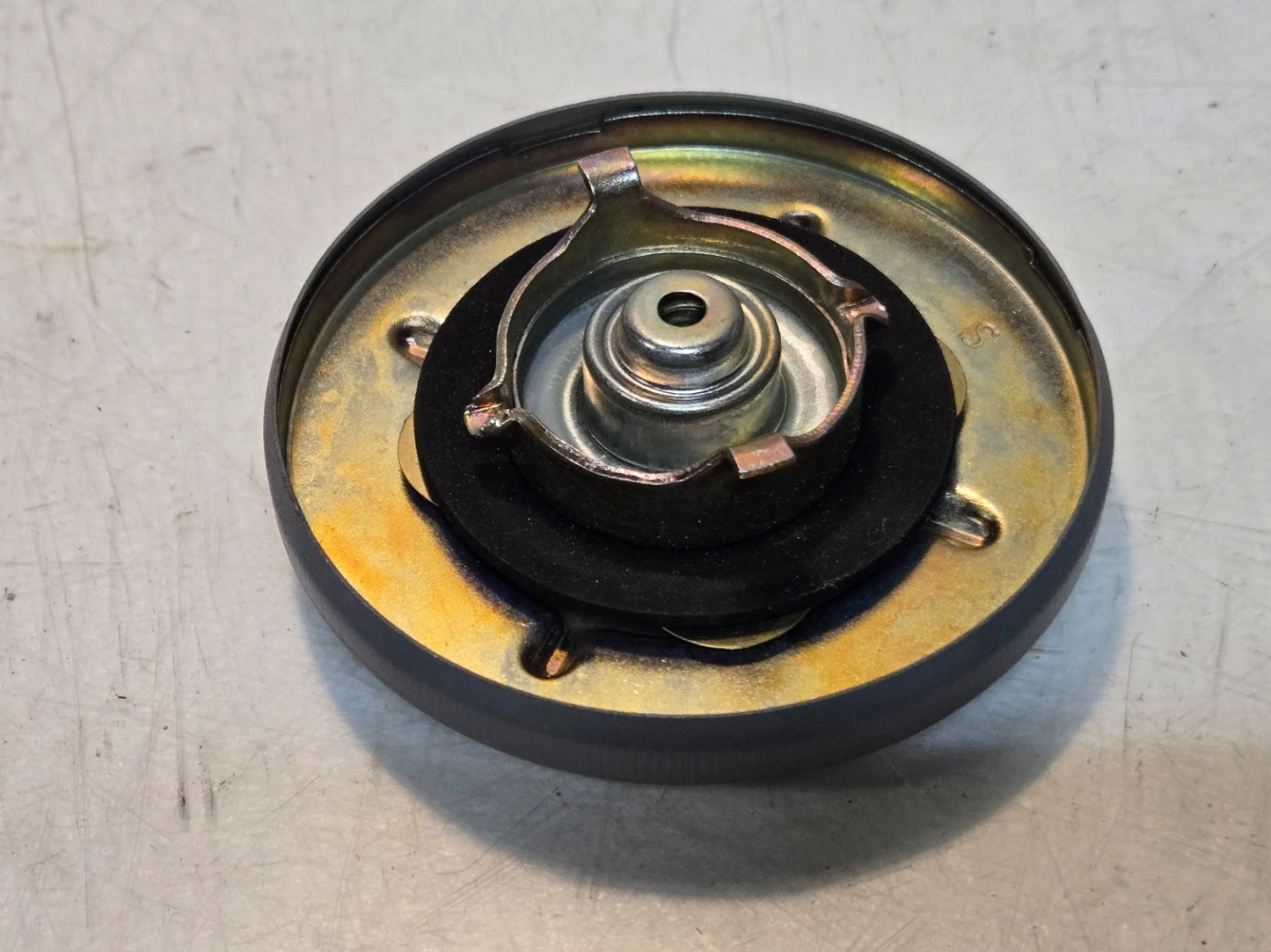 Ford Motorcraft FC-760-A Fuel Cap | D4TZ-9030-B | 2910010440706 | 3-7/16" OD