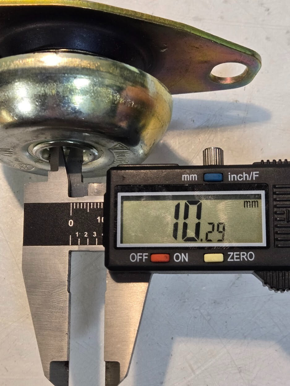 2 Quantity of Novibra M12 RA60EMB Vibration Isolators | Max Load 120 Kg (2 Qty)