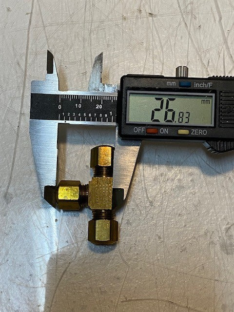 10 Qty of Anderson Fittings 64A-44 | 1/4" 64A Tube Tees 47mm L 27mm W (10 Qty)