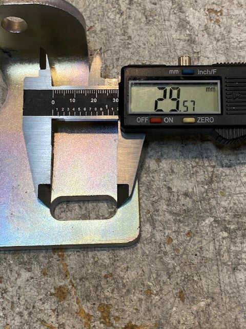 Bendix Bracket 298947 | 7-1/2" L 4" W 1-3/4" H | 11mm Holes