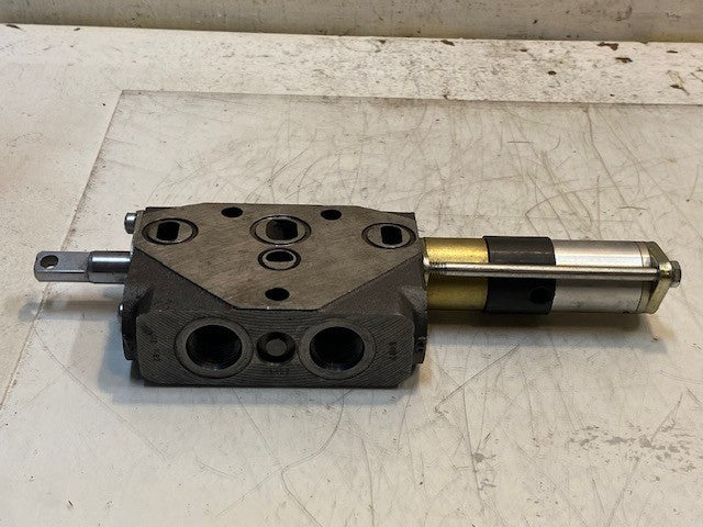 Hydraulic Directional Control Valve Section 3460409601 | 02-882 | H1497 | S4D7