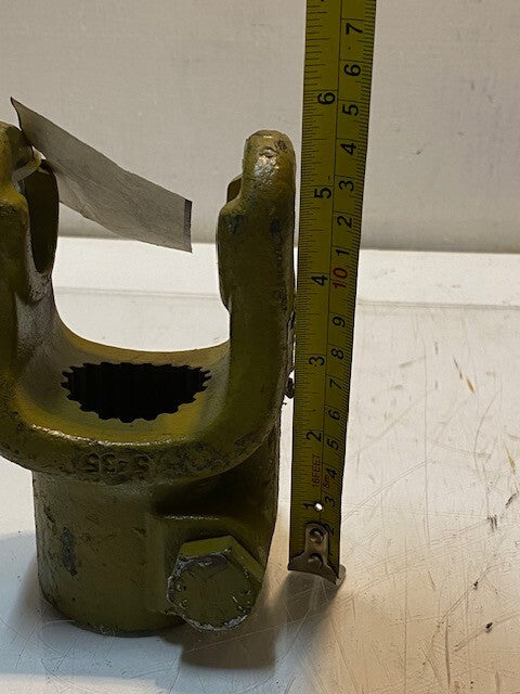 Weasler W/S2400 Yoke 807-7620 | 1-3/4 x 20 Clamp 5-35 44mm Bore 20-Spline