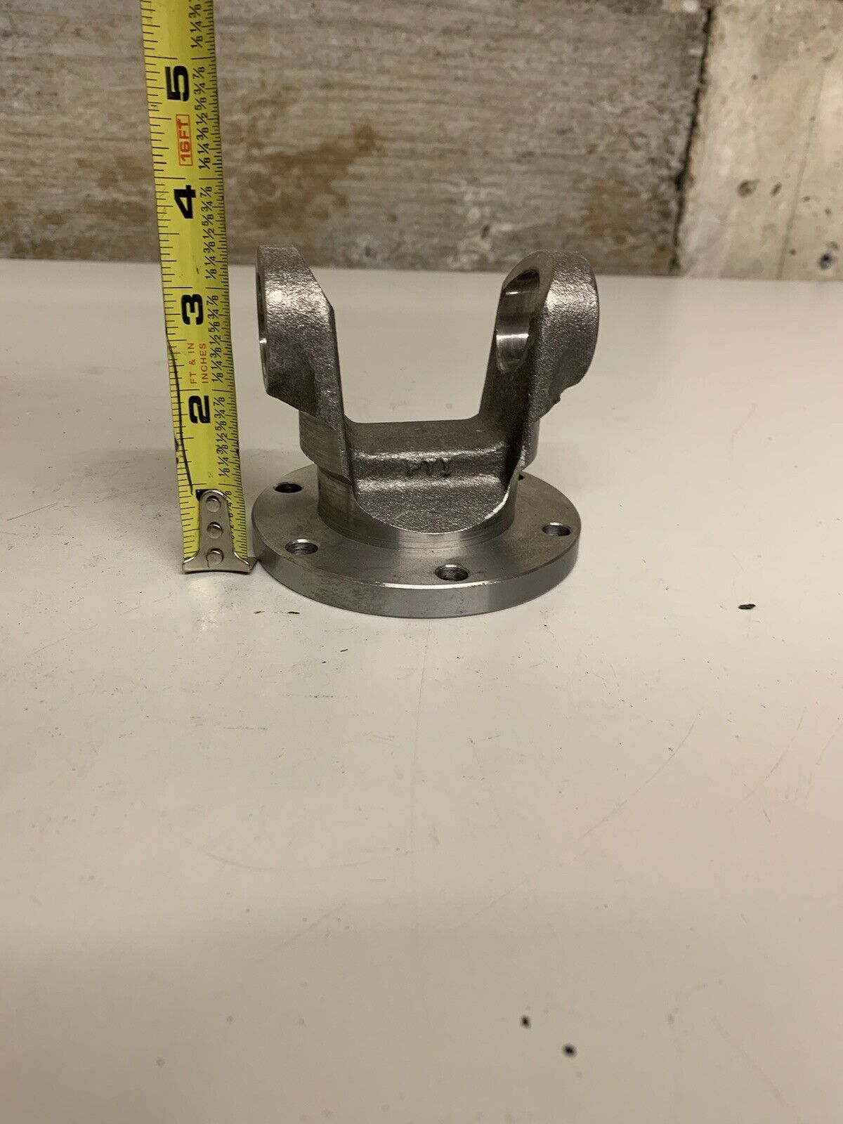 6 Bolt 3-3/8” Bolt Patern Flange Yoke 3-1/2” Wide, 3-3/8” Tall