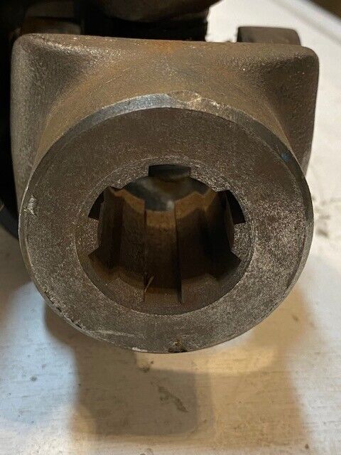 Neapco Axle Shaft 2102-AC-66 32" Long 30mm Square Shaft Dia. 34mm 6-Spline Bore