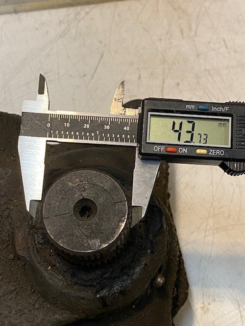 TRW TAS402299 Power Steering Gear Box USED TAS40006A, 4773303, 4648307, 4872393