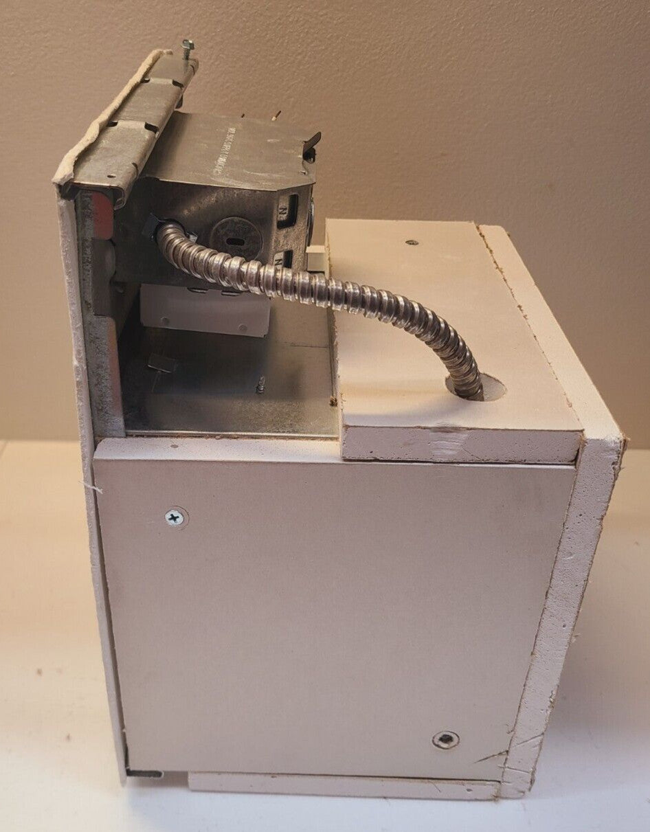 HUBBELL PRESCOLITE  Firetight 6"  120/277 V NON-IC Triple Tube FT6CF