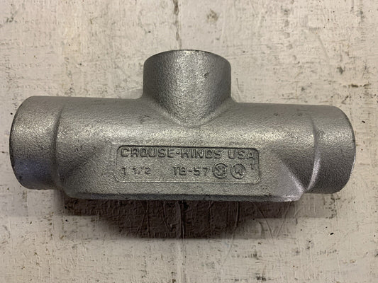 TB57 1-1/2” NPT Iron TB Form 7 Conduit Body