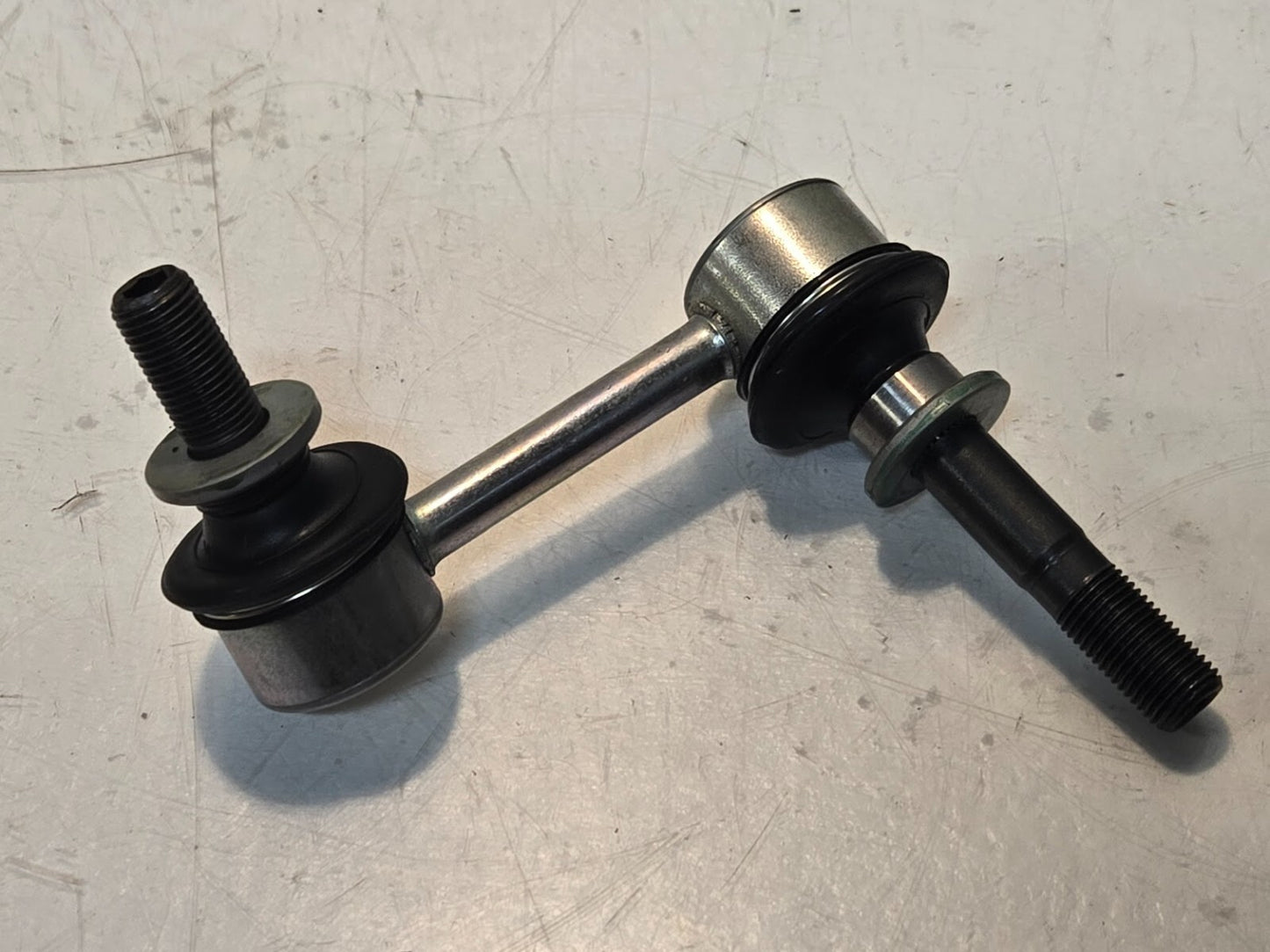Toyota Genuine Parts Front Stabilizer Link Assembly 48820-30090 | GD09
