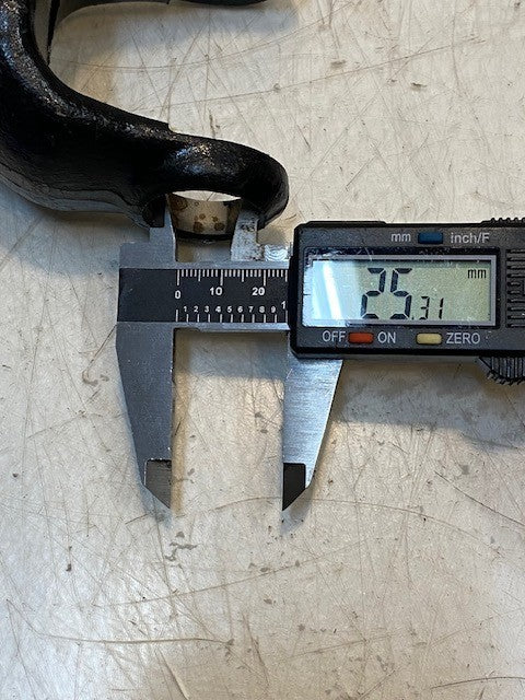 Neap Co 1702-L Yoke 39mm 36-Spline 25mm Bore 4" L x 3" W 2-1/2" H