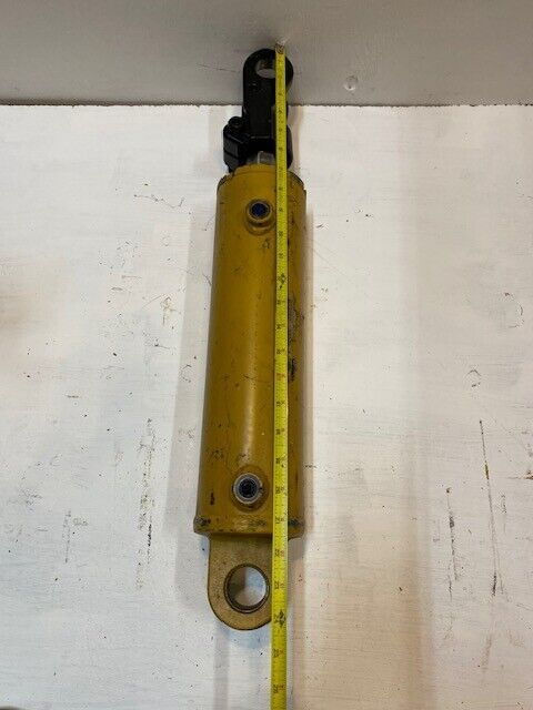 Hydraulic Cylinder, Yellow, 24-1/2" Long 4" OD 35mm Bore