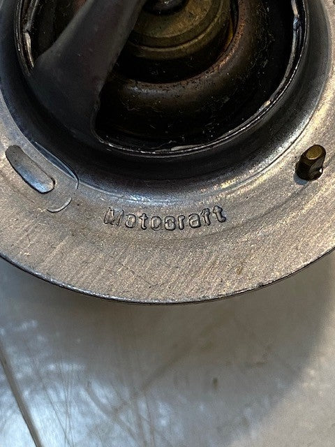 Motorcraft Engine Coolant Thermostat 7L3E-8575-AB Engine Temperature Regulator