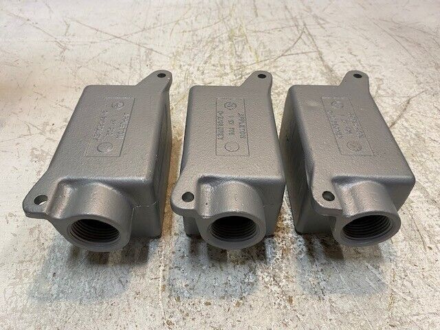 3 Qty of Appleton 127FDE O-Z/GEDNEY 25 cu in Gang Boxes w/ Mounting Lugs (3 Qty)