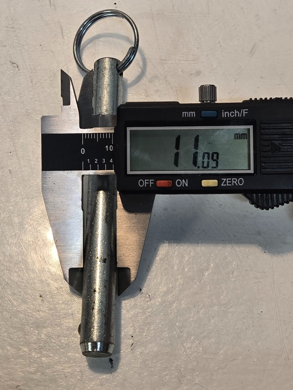 55 Quantity of Cotterless Hitch Pins 7/16" x 3 1/2" | 4 1/4" Length (55 Qty)