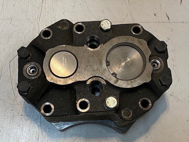 Gearbox 1139389-192 | 10-1/2" L 7" W 6" H 13mm Bolt Holes 30mm Bore 27-Spline