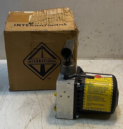International Power Packer Hydraulic Hand Pump HP50024201 | 2029385C91 | 05180 P