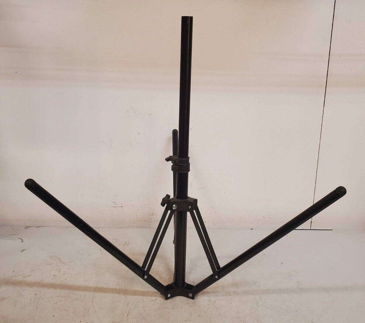 Support Aluminum Tripod 44" Length