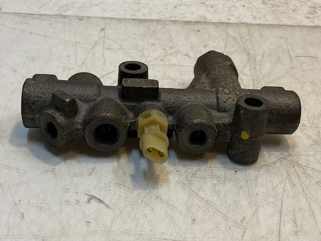 Brake Proportioning Valve 2711 | 0202 | 5-1/2" Long 4" Wide