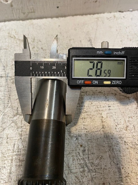 Camshaft 30-5/8" Long 26-Spline 29mm End 34mm Thread 40mm 6-Spline 35mm End