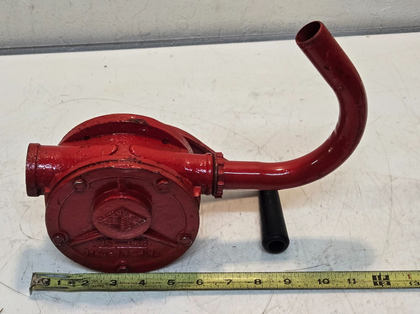 Hand-Crank Drum Transfer Pump HS-25 | 1" FPT Inlet | 3/4" ID Pipe Outlet