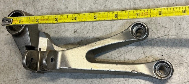 Right Rear Passenger Foot peg Stay Bracket Compatible With 1998-2005 Kawasaki