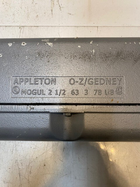 APPLETON O-Z/GEDNEY MOGUL 2 1/2 63 3 78 UB | 22-1/2" L 8-3/4" W 84mm Bore