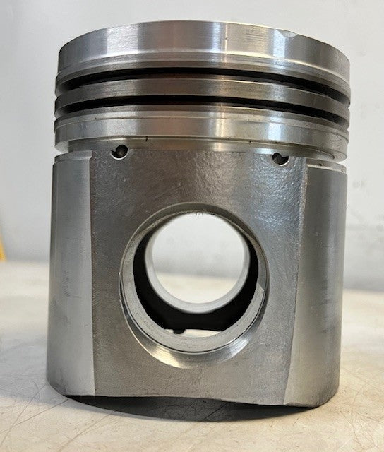 Cummins Engine Piston 3923163 OEM Replacement With Cylinder Liner Heavy Duty