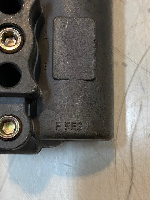 Air Brake Govenor EXH | B RES 1 | UNL 2 | F RES 1 | 5" Long 9mm Holes