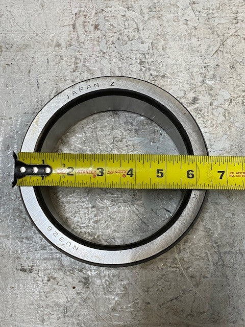 NSK NU326 Japan Z Cylindrical Roller Bearing (Only Pictured Part)