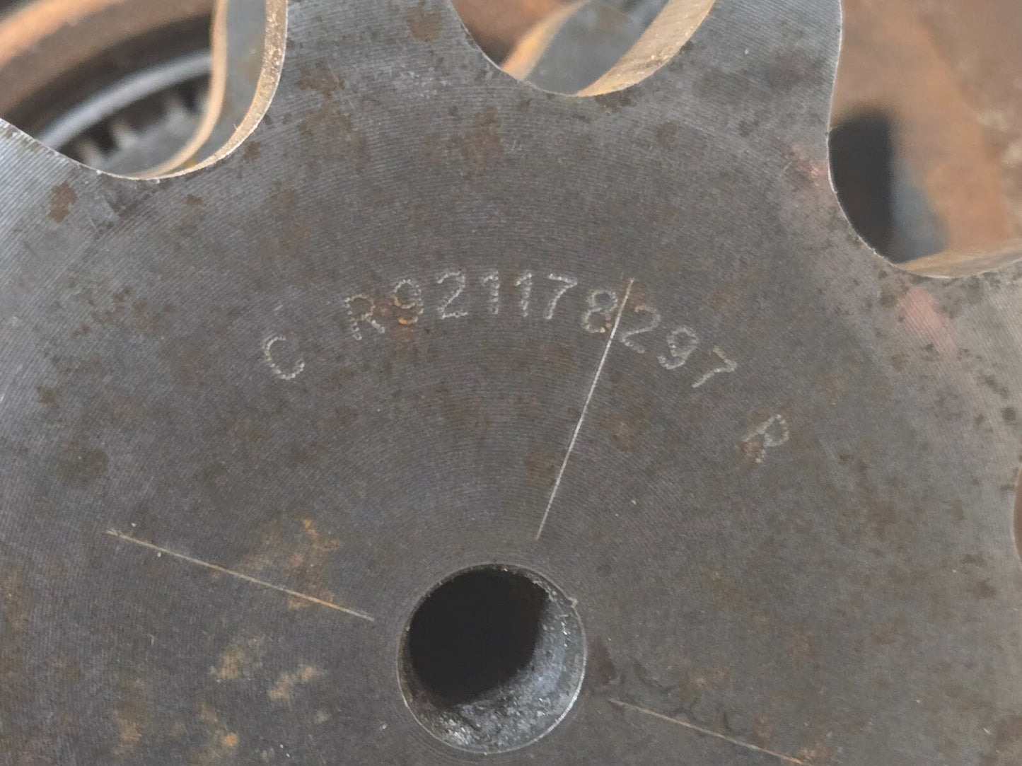 CNH R921810169 Hydraulic Motor MCR5A470/282S117Z32B2V/2WL12F | 7SO471 | 967982