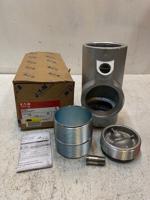 Eaton EYD86 3" Vertical Male & Female Conduit Fitting (Only Pic Parts Included)