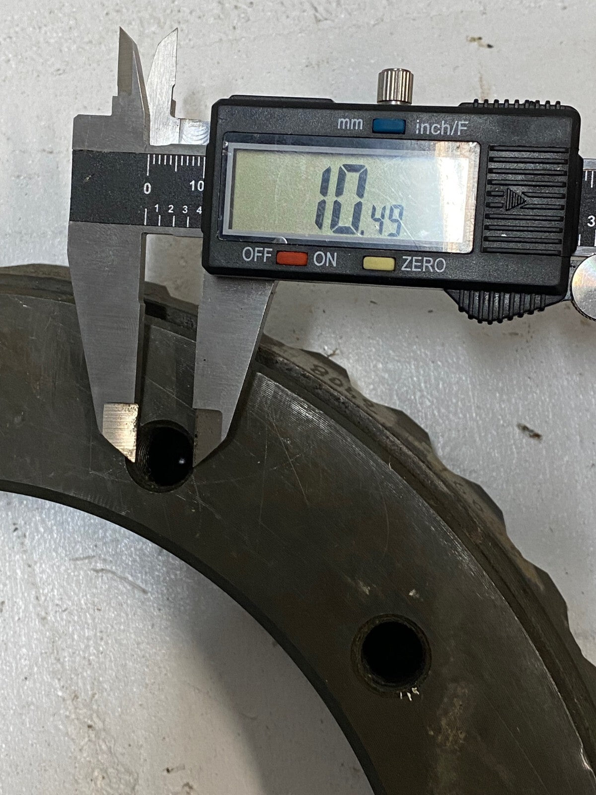 Set of 2 Pinion Shafts (9 Teeth/28 Spline) with 1 Ring Gear (41 Teeth)