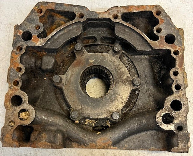 Engine Oil Pump Housing Cover 510S702M For Diesel Engines Heavy Duty Replacement