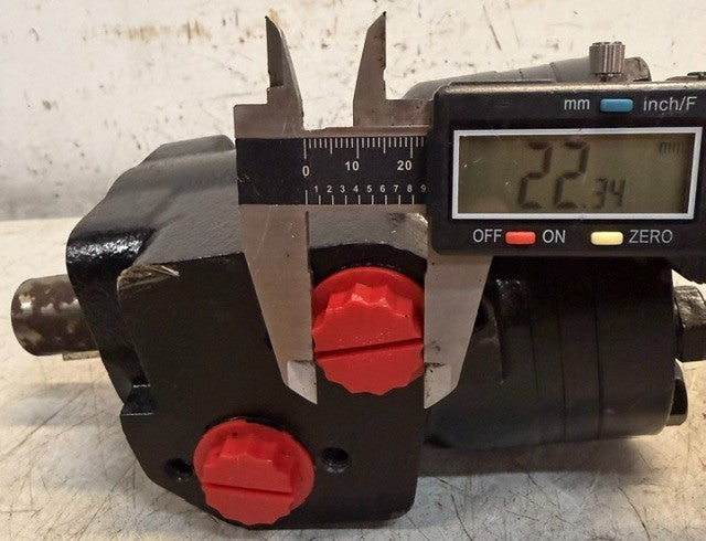 Low-Speed High-Torque Hydraulic Geroler Motor 7-1/2 In Industrial Fluid Unit