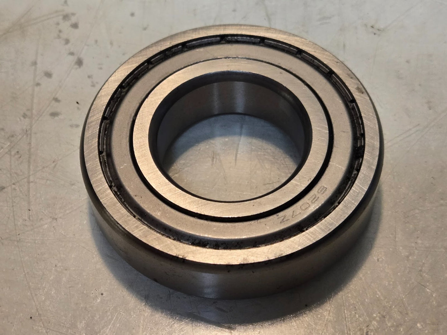 Metal Shielded Ball Bearing 6207Z | 72 mm OD x 35 mm Bore x 17 mm Thick