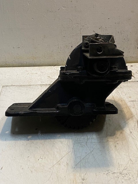 PTO Power Take Off Steering Stem 32-Teeth Gear 9-1/2" Base L 4-3/4" Base W